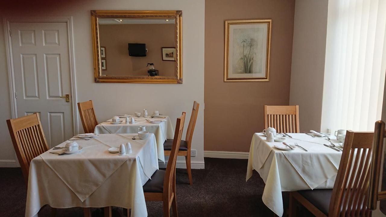 Geordie Pride Lodge Liversedge Eksteriør bilde