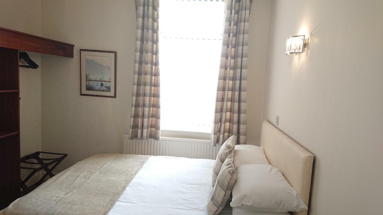 Geordie Pride Lodge Liversedge Eksteriør bilde